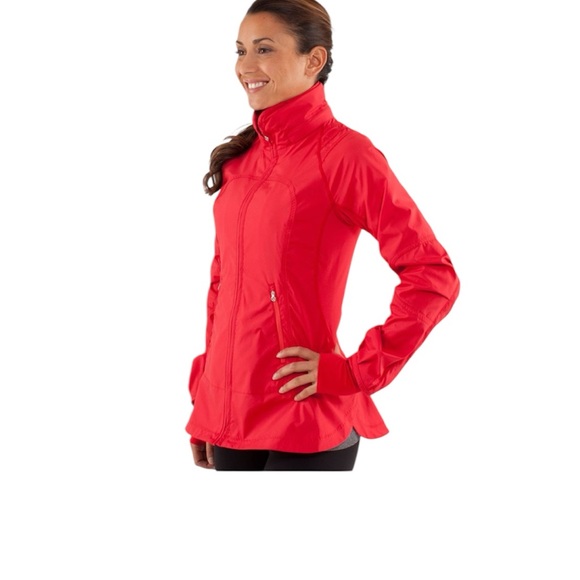 Women's Lululemon Run Make A Break Jacket - Picture 3 of 10